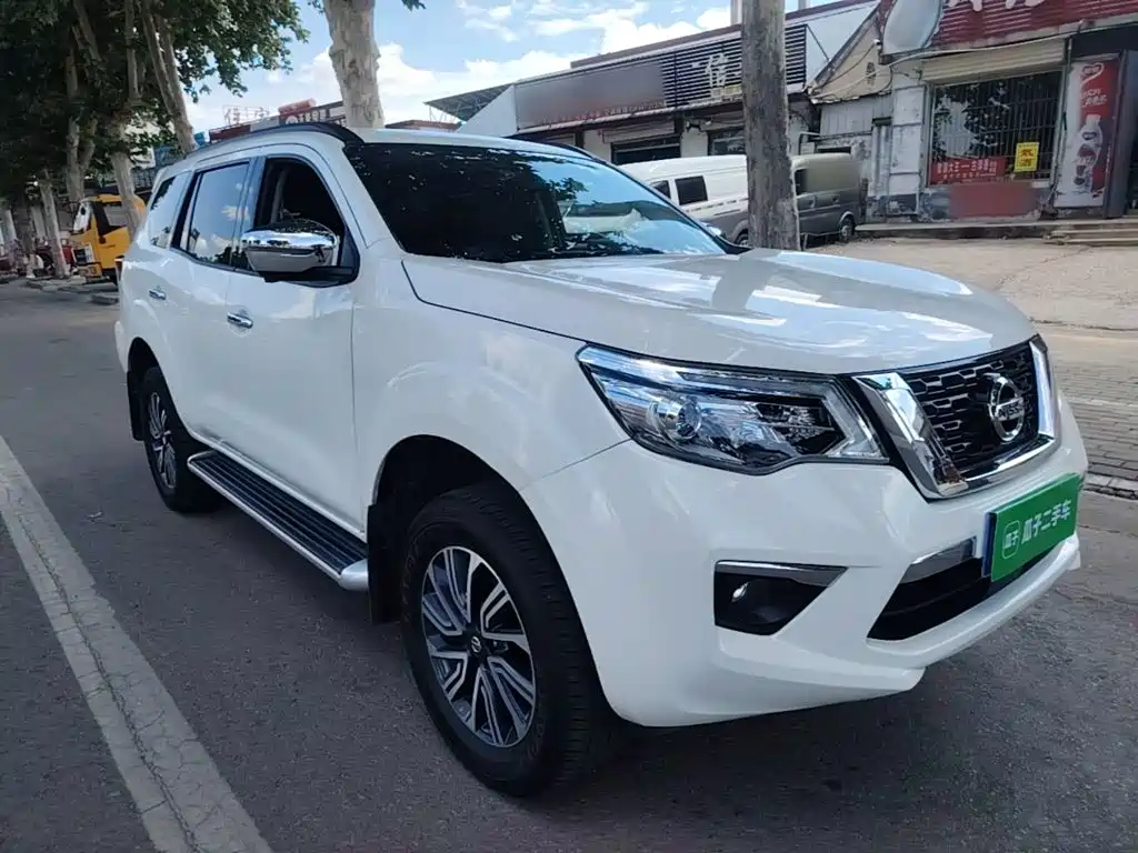 Nissan Terra — миниатюра 4