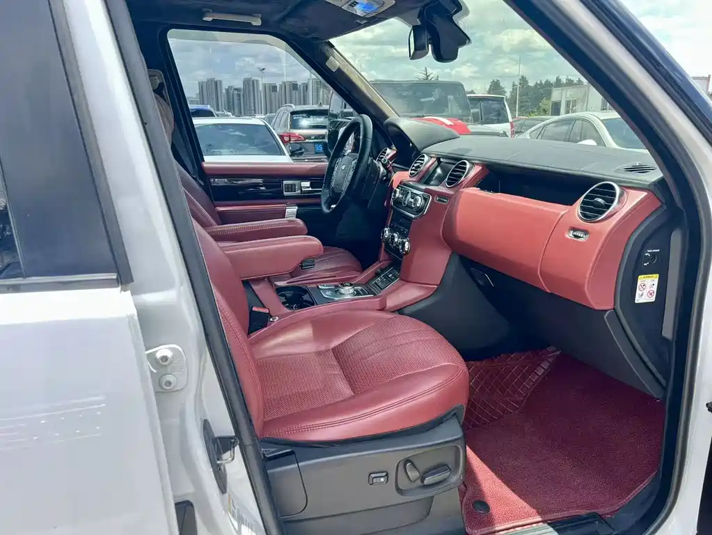 Land Rover Discovery 2014 3.0 SC V6 HSE