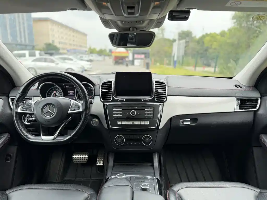 Mercedes-Benz GLE Coupe AMG — миниатюра 5