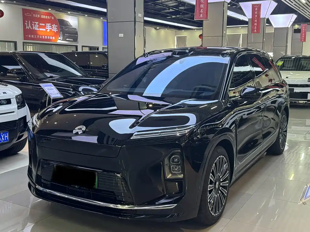 NIO ES8