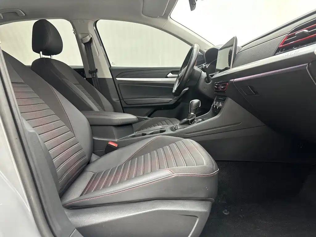 Volkswagen Lavida — миниатюра 23