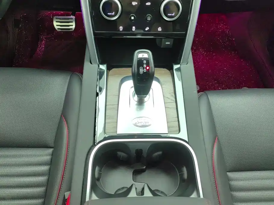 Land Rover Discovery Sport — миниатюра 16