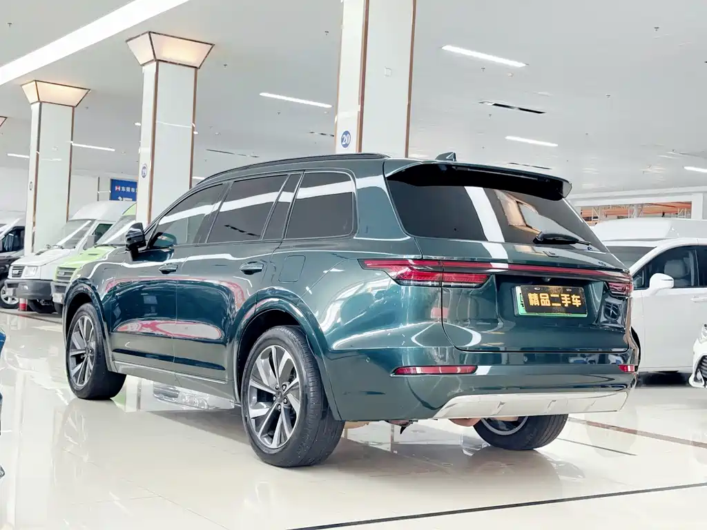 Li Auto ONE 2021 6 мест