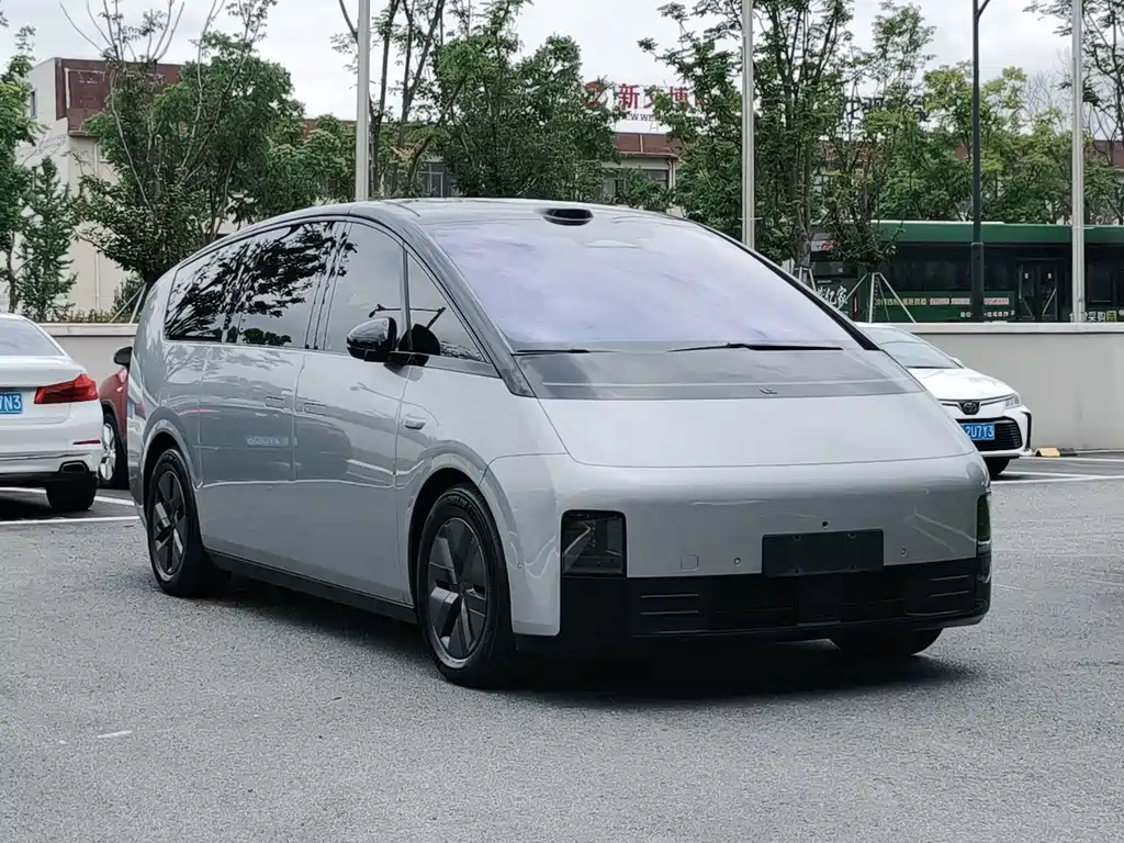Li Auto Li MEGA — миниатюра 3