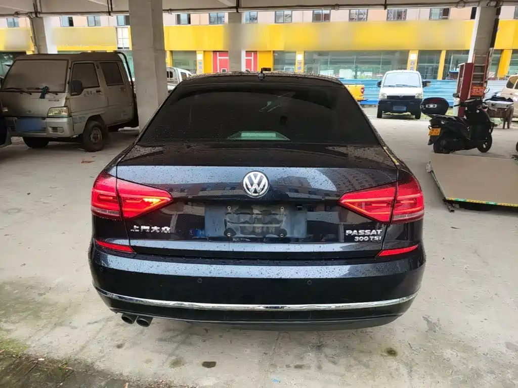 Volkswagen Passat 2015 1.8TSI DSG