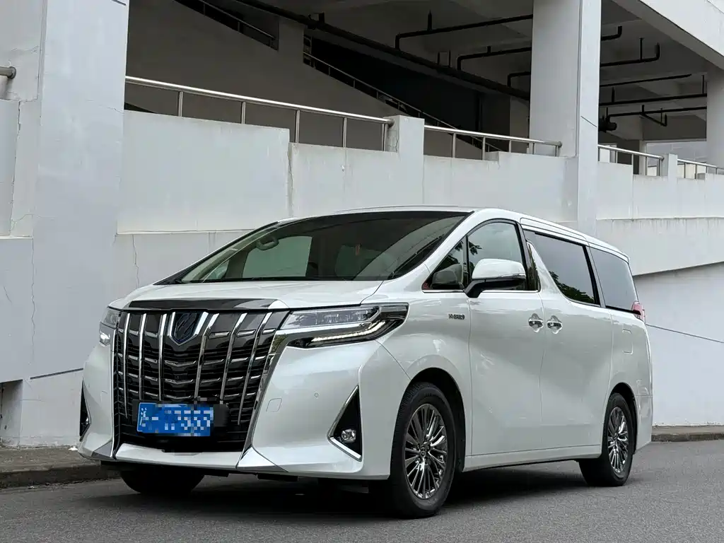 Toyota Alphard — миниатюра 14