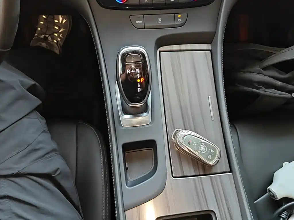 Buick LaCrosse — миниатюра 14
