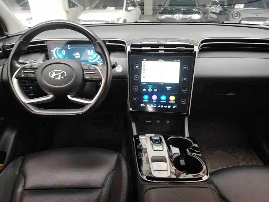 Hyundai Tucson — миниатюра 10