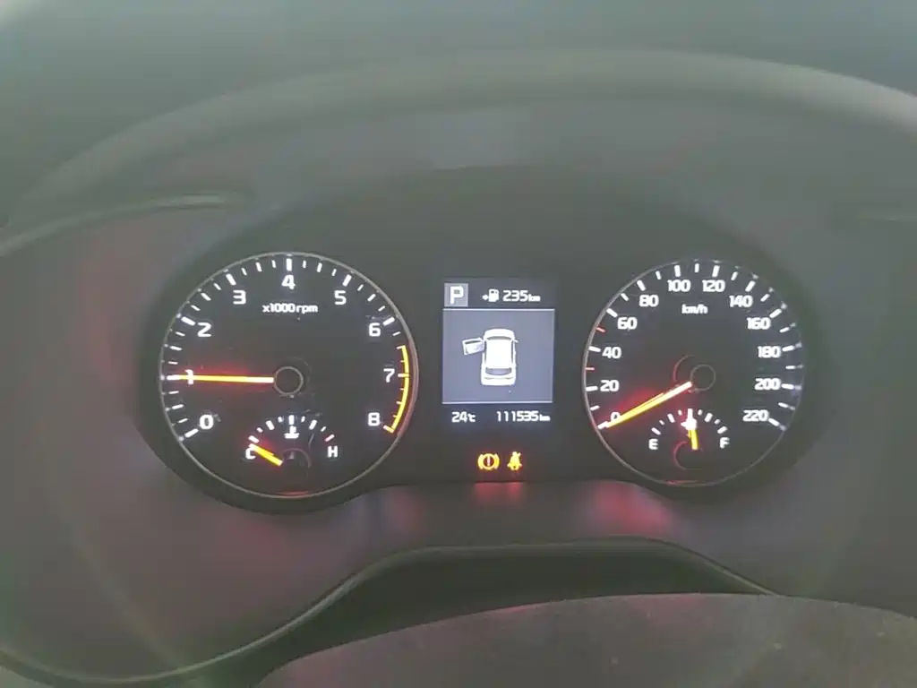 Kia KX Cross — миниатюра 12