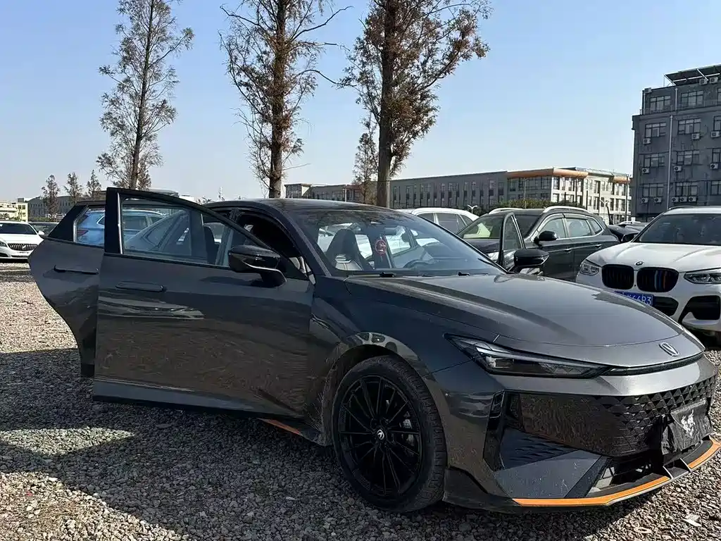 Changan UNI-V — миниатюра 5