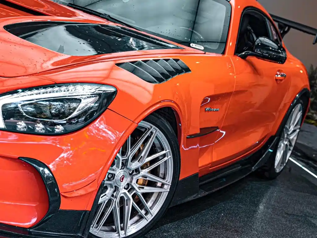MERCEDES-BENZ AMG GT