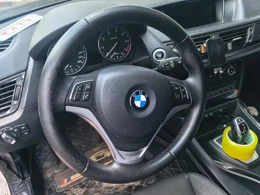 BMW X1 — миниатюра 15