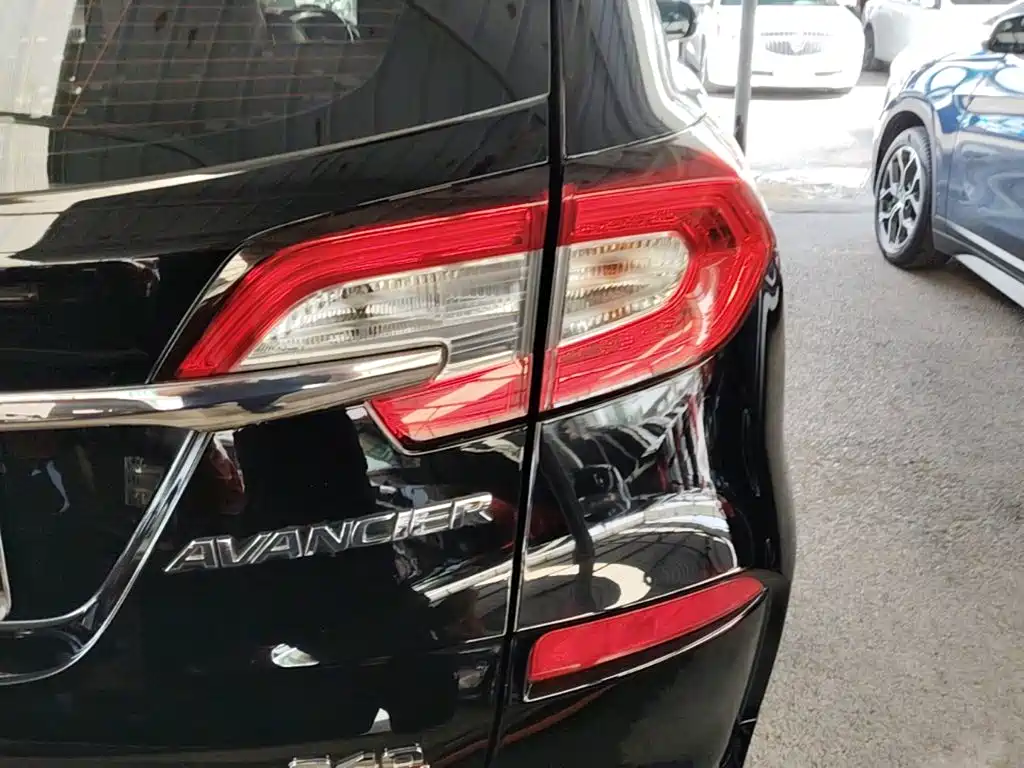 Honda Avancier — миниатюра 8