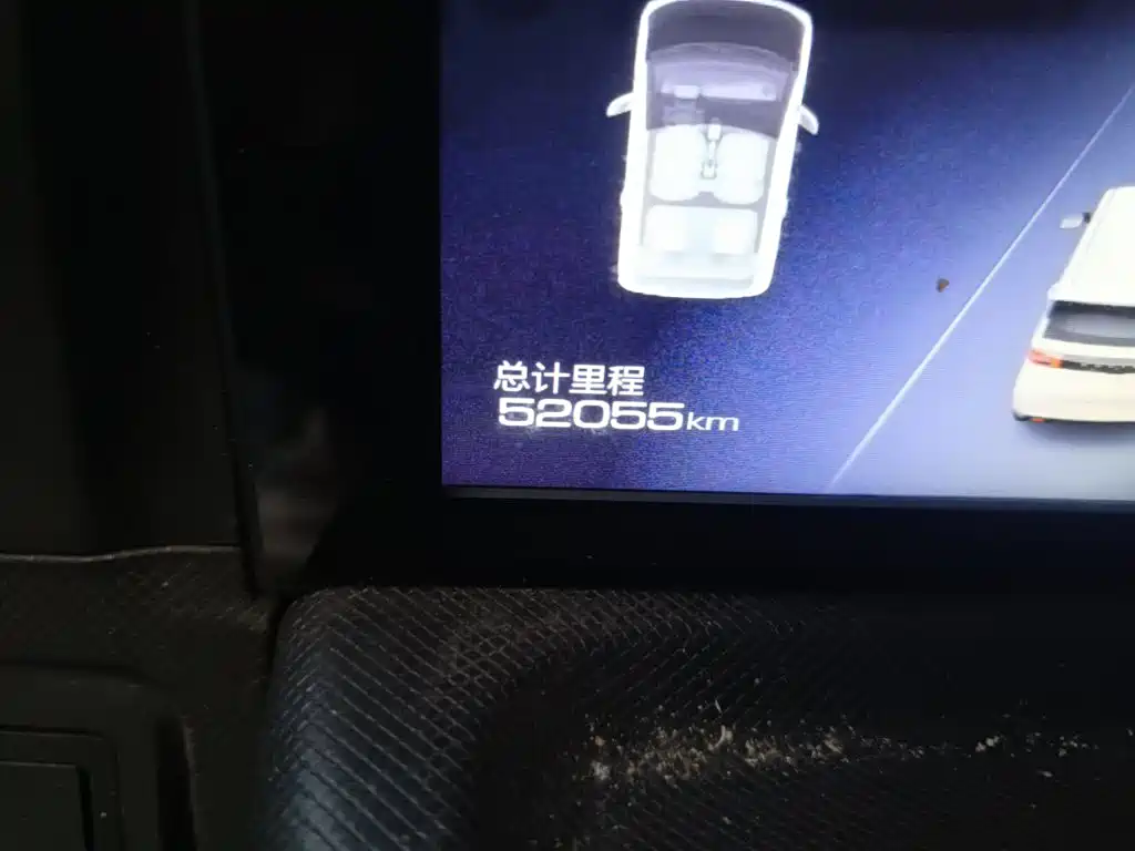 Wuling MINIEV — миниатюра 5