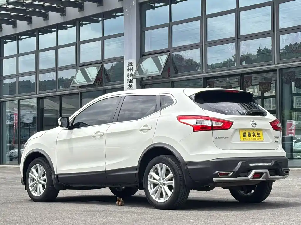 Nissan Qashqai — миниатюра 9