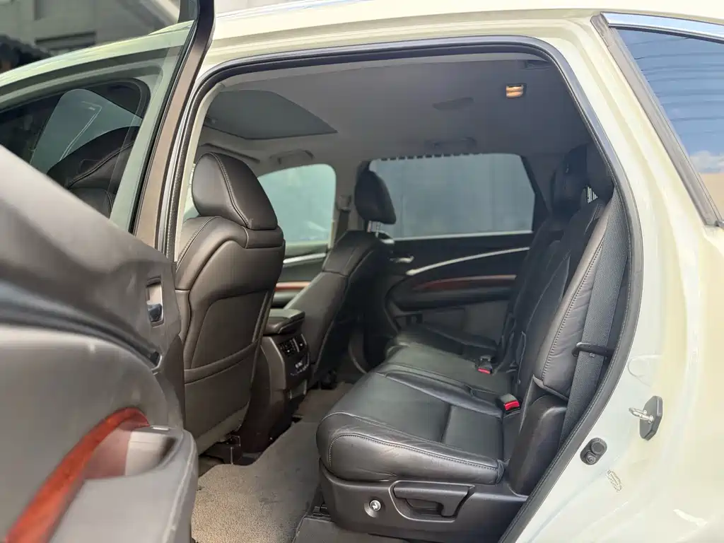 Acura MDX — миниатюра 6