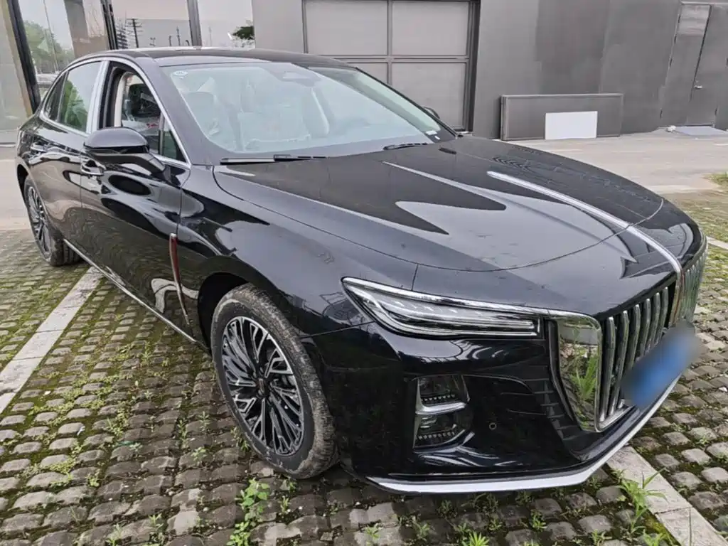 Hongqi H5 2025 2.0T AT