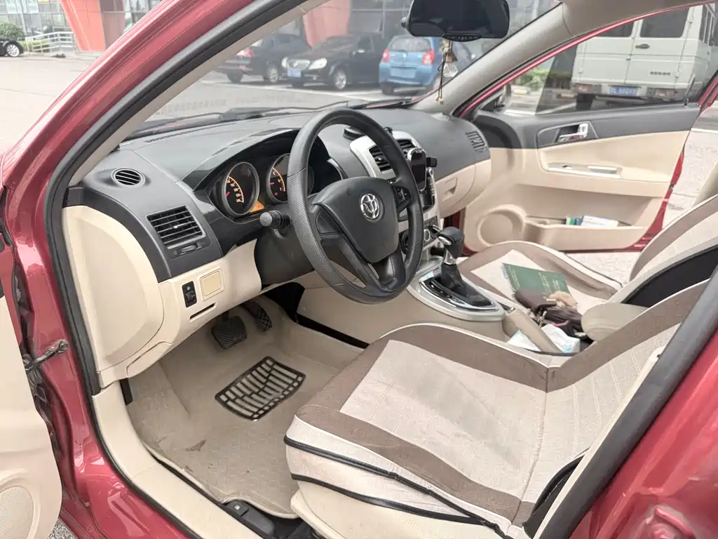 Zhonghua H330 — миниатюра 7