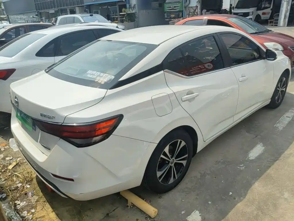 Nissan Sylphy — миниатюра 7