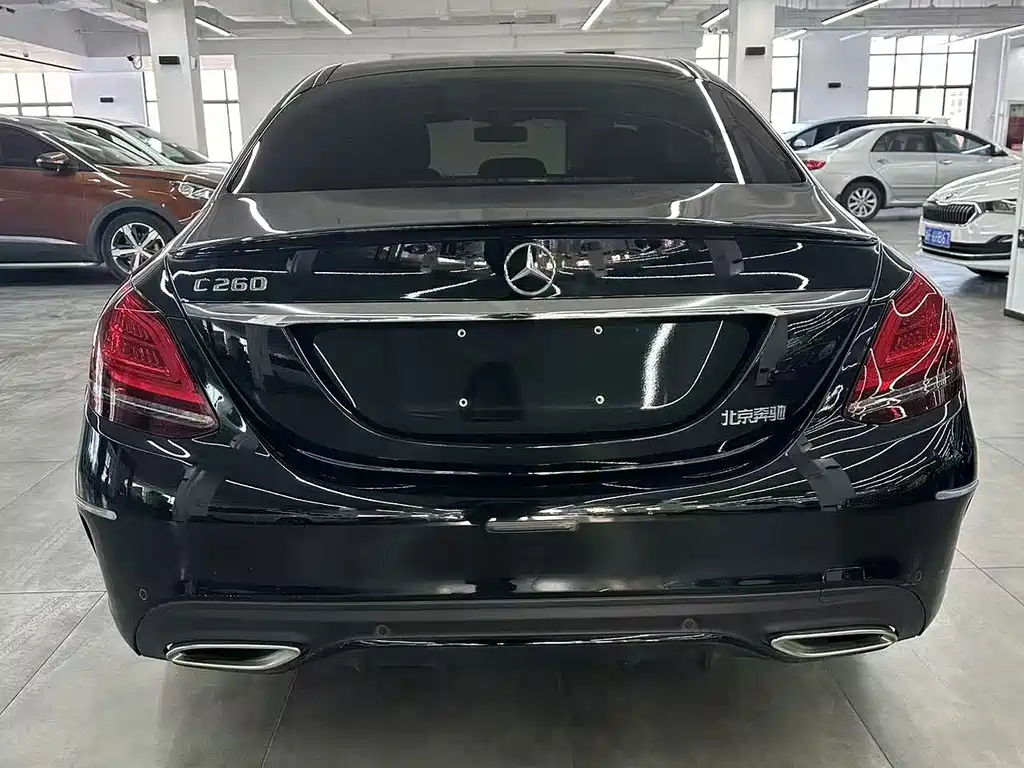 Mercedes-Benz C-Class — миниатюра 10
