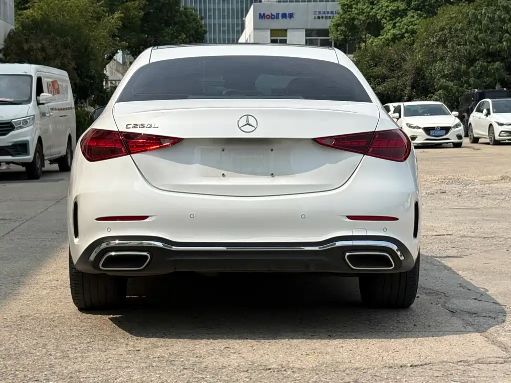 Mercedes-Benz C-Class — миниатюра 6