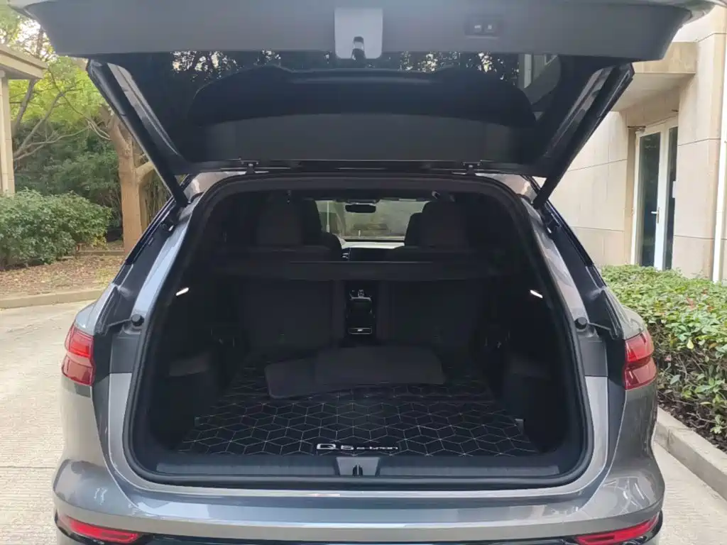 Audi Q5 e-tron — миниатюра 19