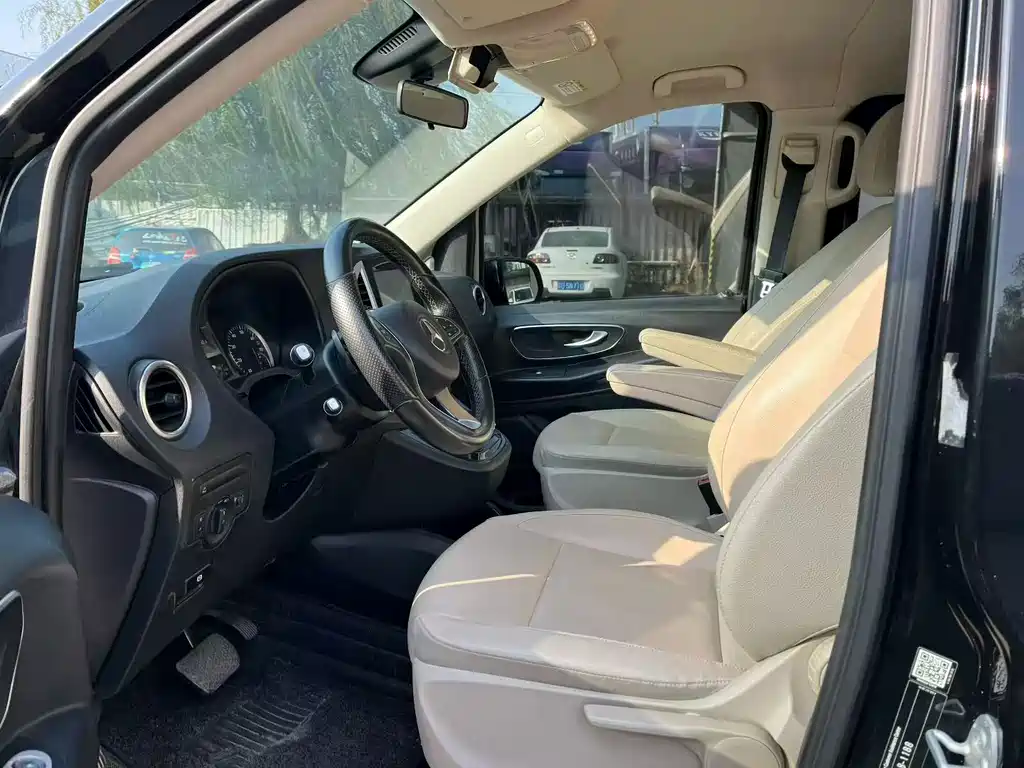 Mercedes-Benz Vito — миниатюра 4