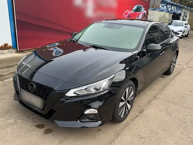 NISSAN TEANA 2022