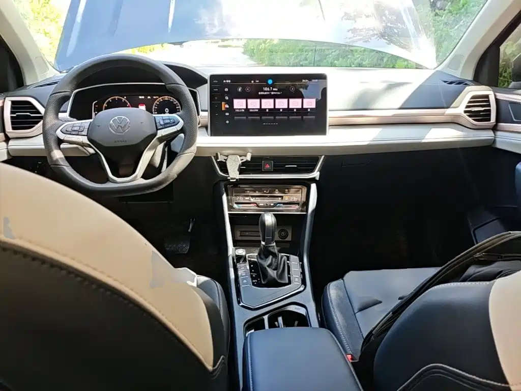 Volkswagen Tharu — миниатюра 10