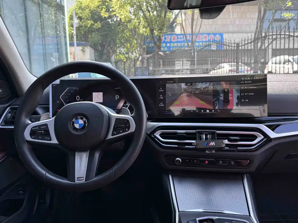 BMW 3 Series — миниатюра 6