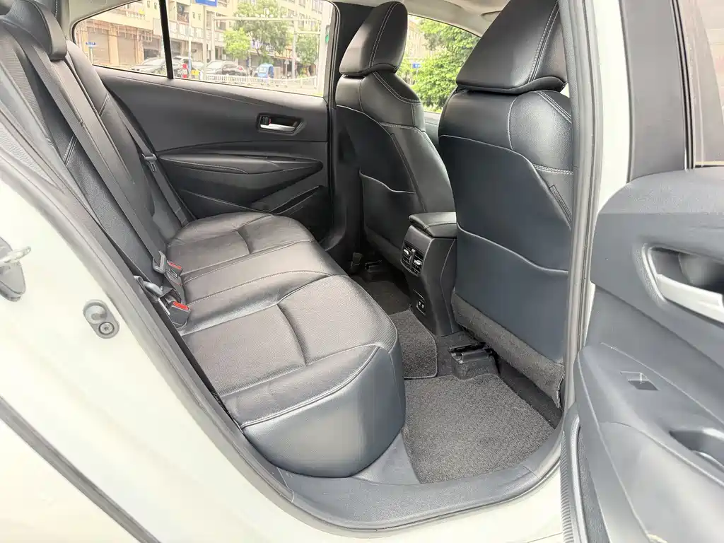 Toyota Corolla — миниатюра 8