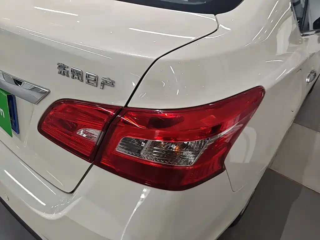 Nissan Sylphy — миниатюра 8