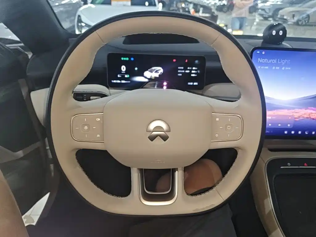 NIO ET5T — миниатюра 11