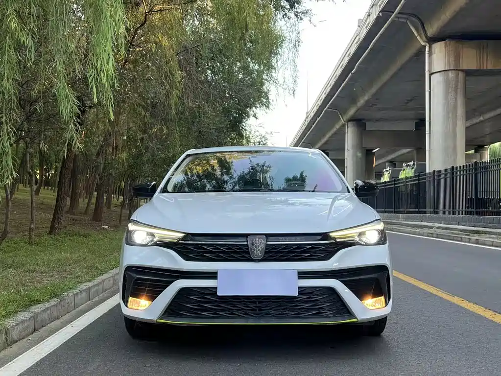 Roewe i5 — миниатюра 2