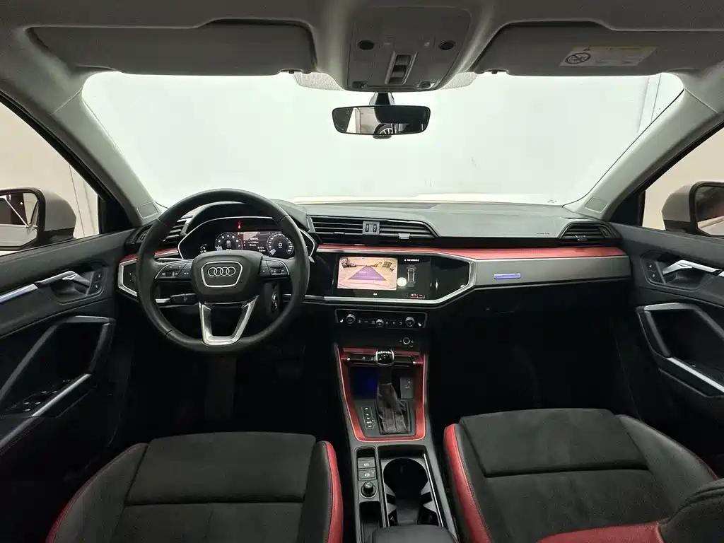 Audi Q3 2022 35 TFSI