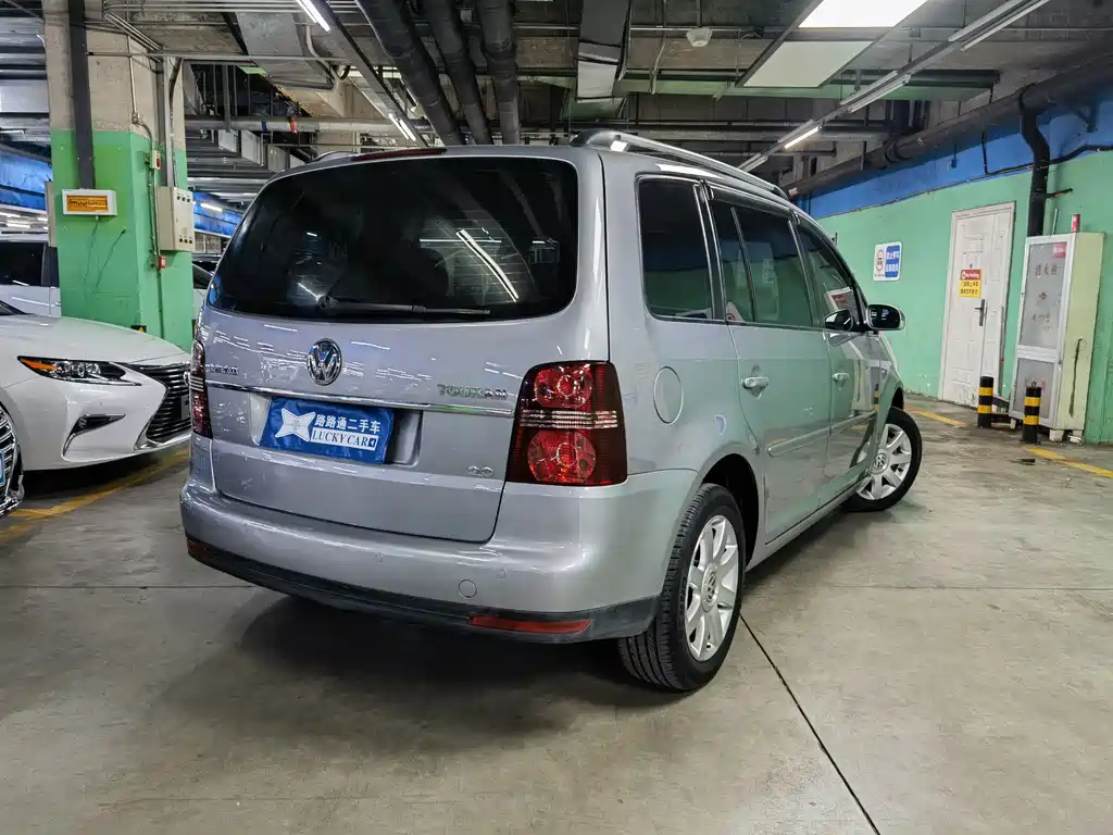 Volkswagen Touran — миниатюра 6
