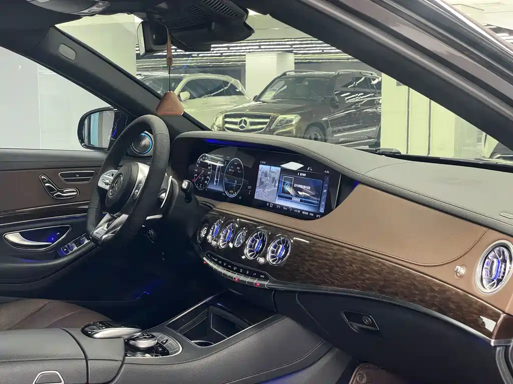 Mercedes-Benz S-Class — миниатюра 6