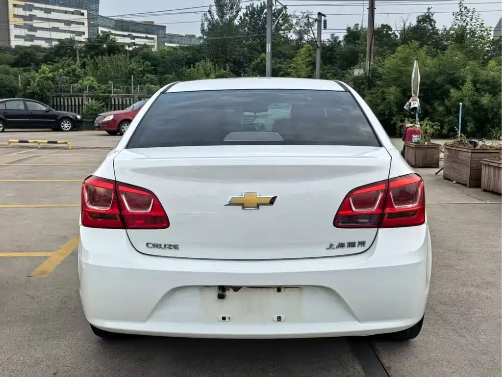 Chevrolet Cruze 2015 1.5L SE MT