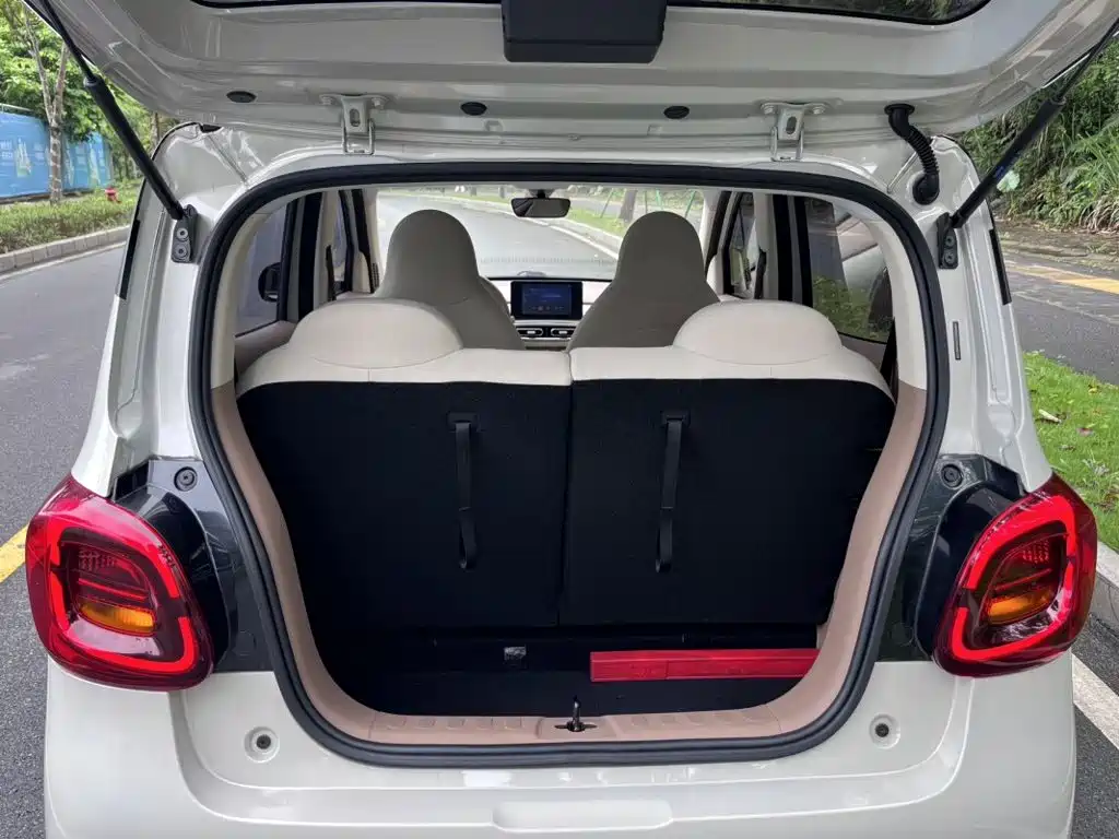 Wuling MINIEV — миниатюра 14