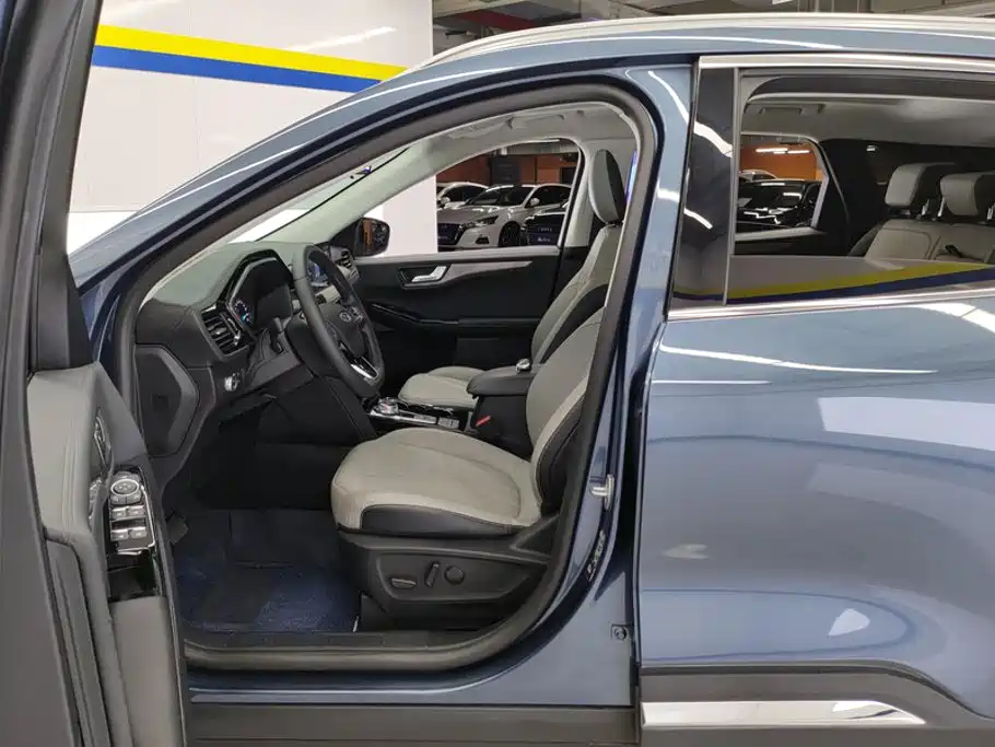 Ford Escape — миниатюра 9