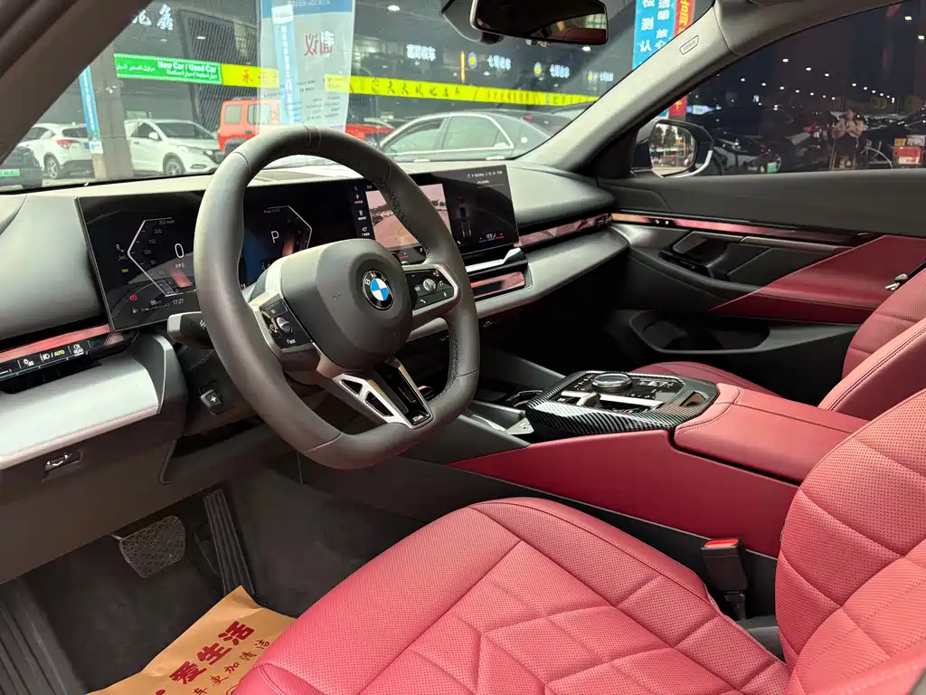 BMW 5 Series — миниатюра 4