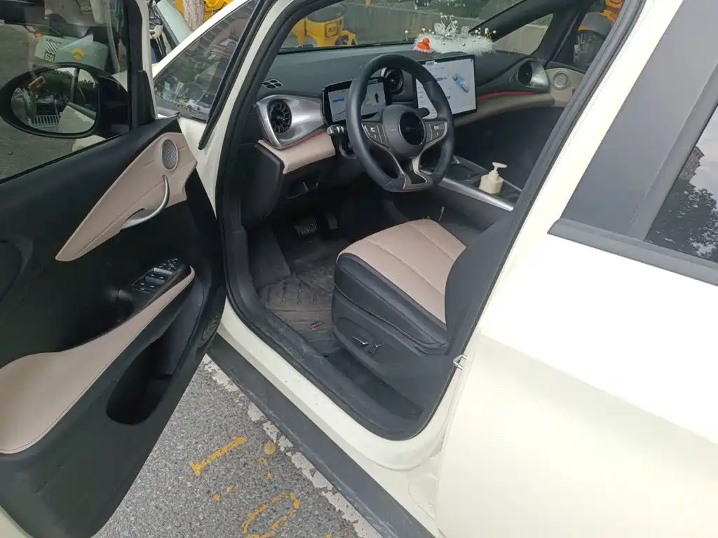 BYD Dolphin — миниатюра 17
