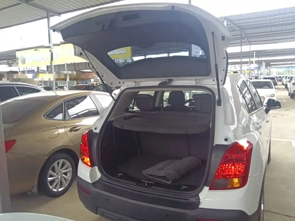 Chevrolet Trax — миниатюра 19