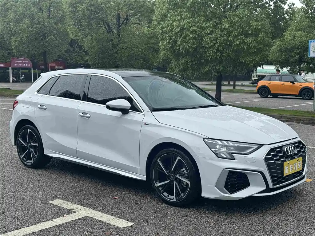 Audi A3 2021 Sportback 35 TFSI Fashion Sport