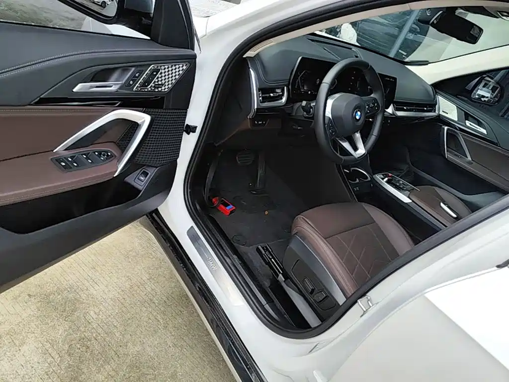 BMW X1 — миниатюра 12