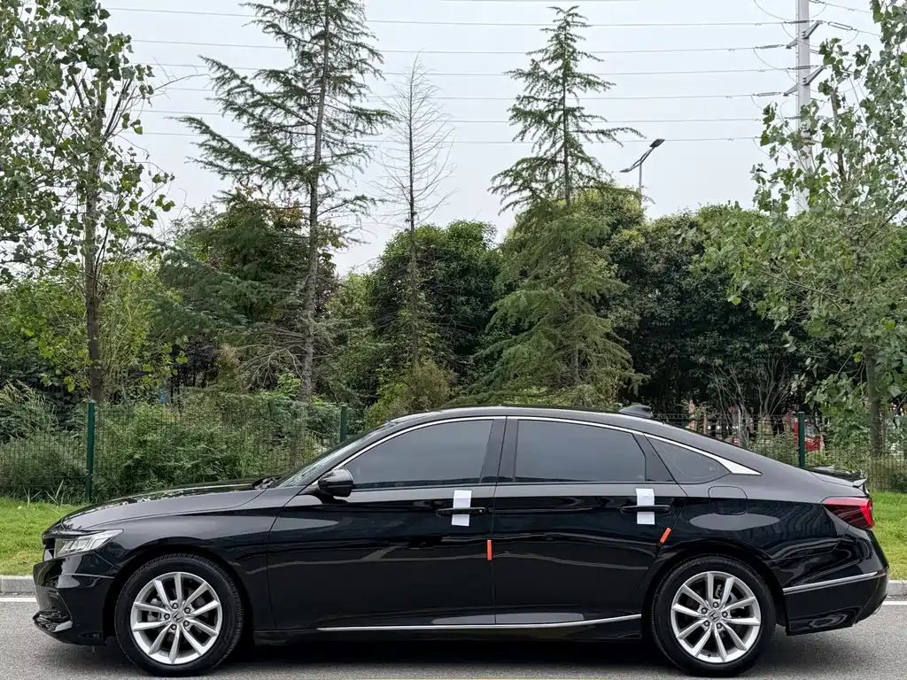 Honda Accord — миниатюра 10