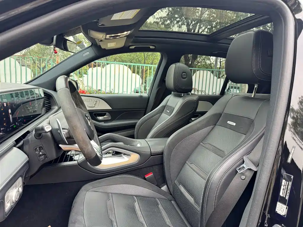 MERCEDES-BENZ GLE AMG