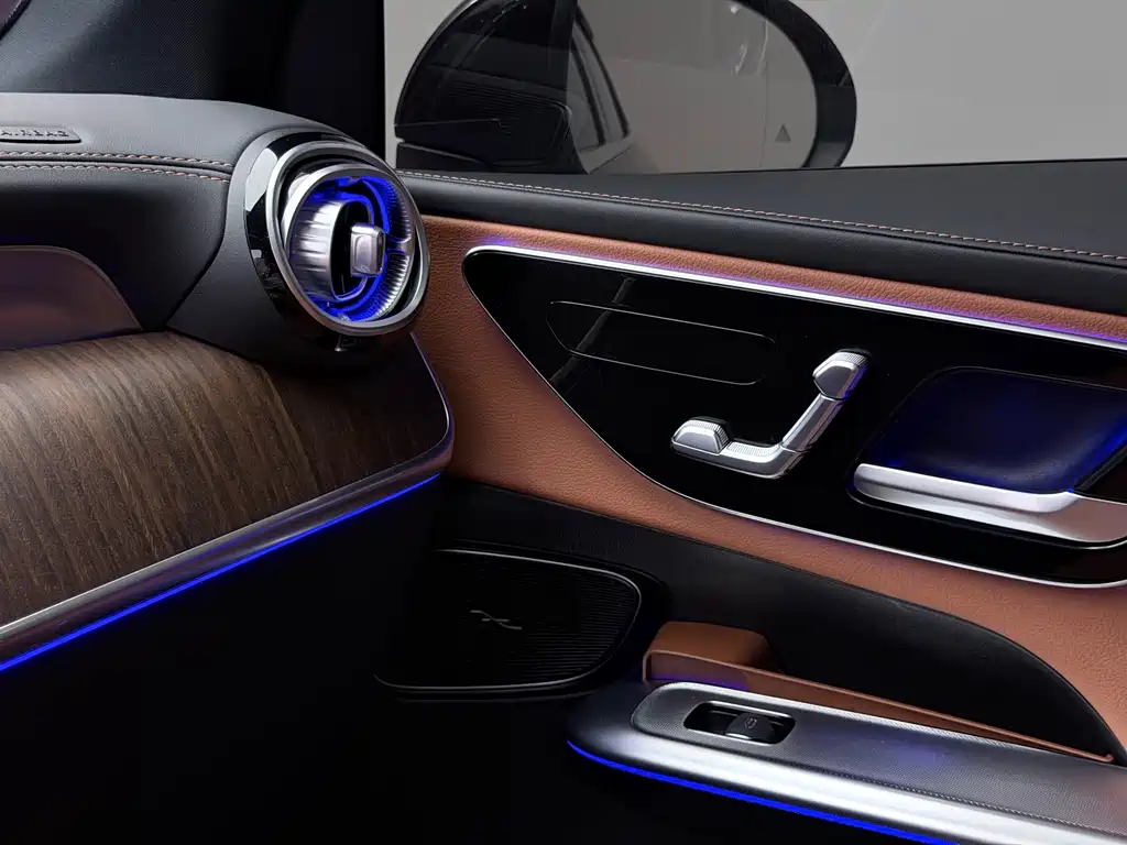 Mercedes-Benz GLC — миниатюра 39