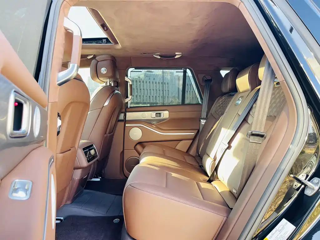 TANK TANK 700 NEW ENERGY