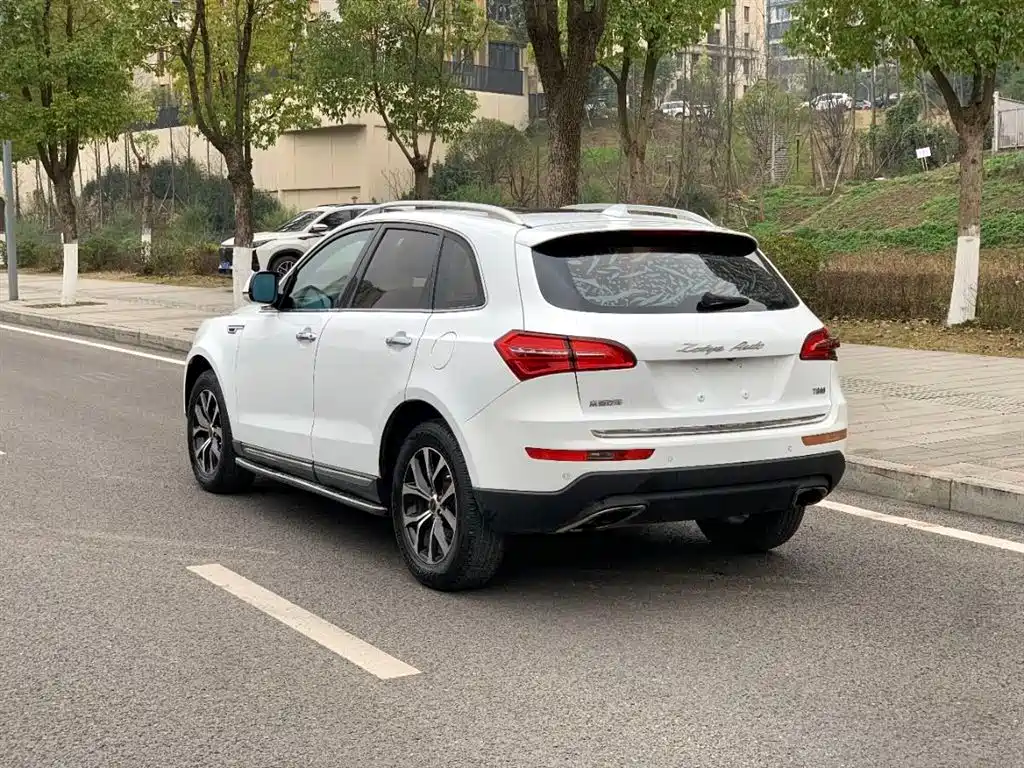 ZOTYE T600
